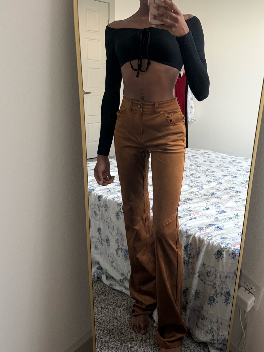 Savage X Fenty Black Off-Shoulder Long Sleeve Cropped Top